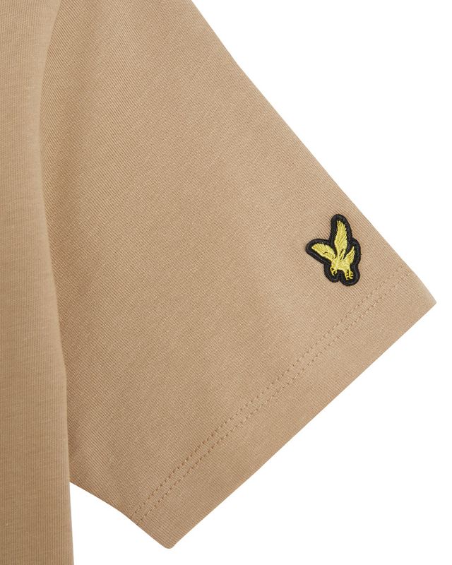 Lyle & Scott script embroidered t-shirt sandstorm